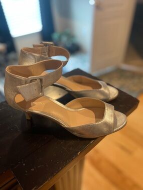 Pelle moda heels